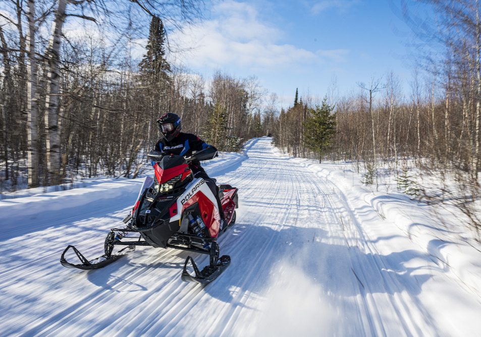 Snowmobile-on-Trail